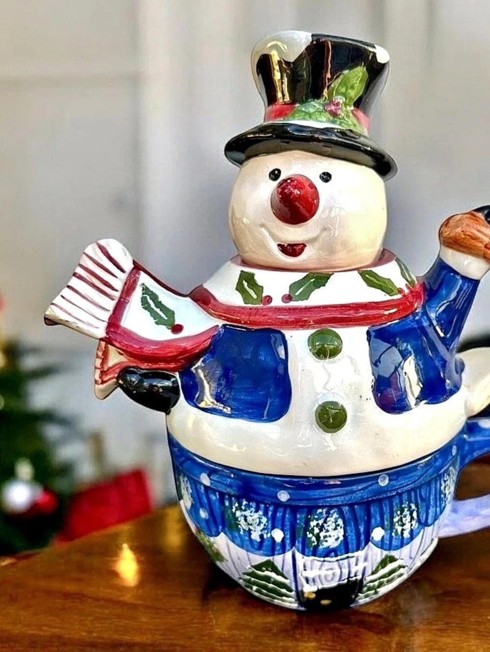 Snowman Over-Sized Mug & Teapot For One Holly Scarf 2-Piece Christmas 16oz